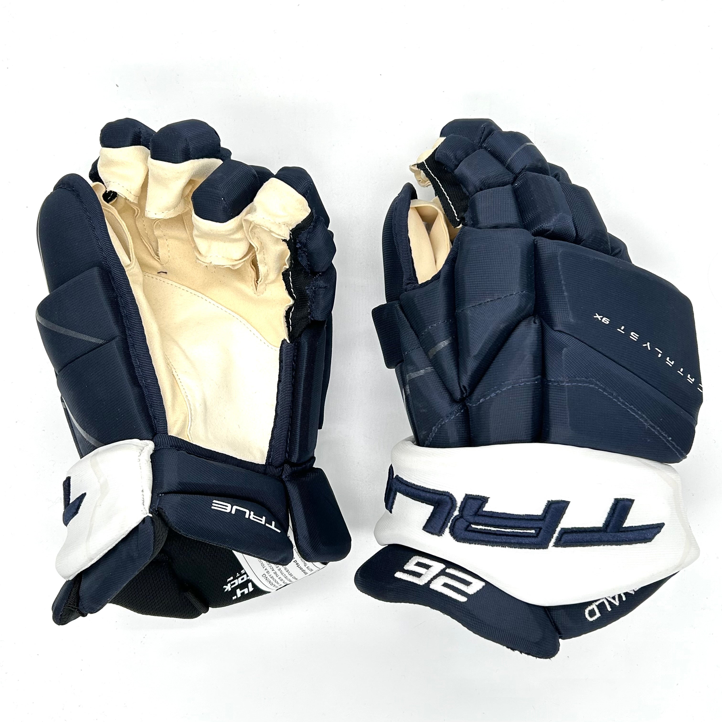 True Catalyst 9X - Gant professionnel NHL - Jacob Macdonald (bleu marine/blanc)